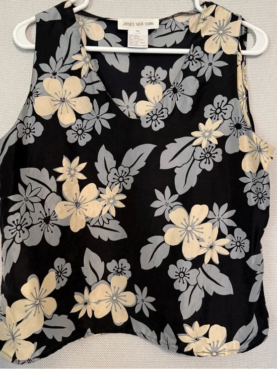 Jones New York Black Floral 100% Silk Sleeveless Top - Cream & Gray Flowers - Picture 1 of 6